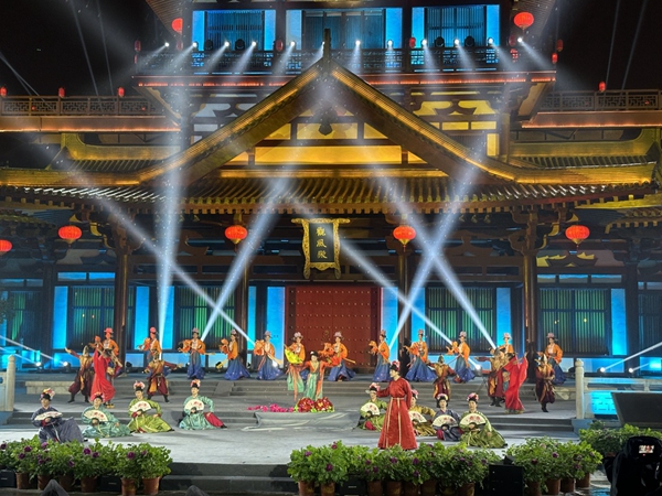 古韵今风共融!第41届中国洛阳牡丹文化节开幕式上演盛世隋唐