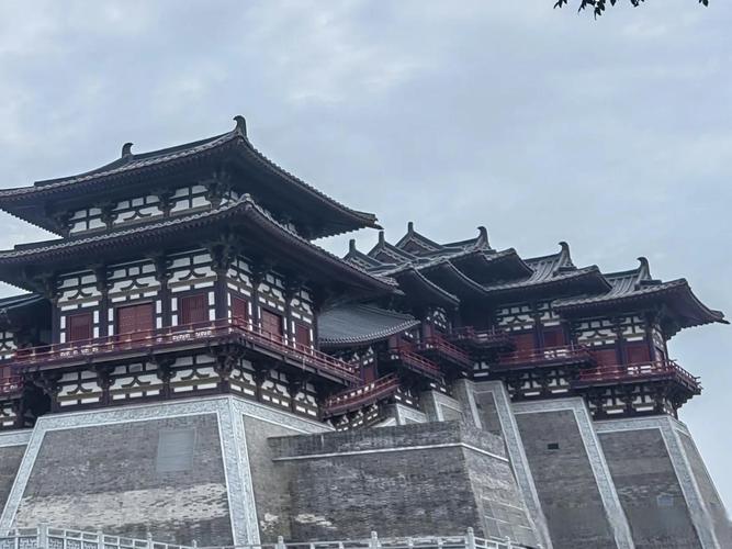 &mdash;应天门广场 洛阳应天门广场位于隋唐洛阳城